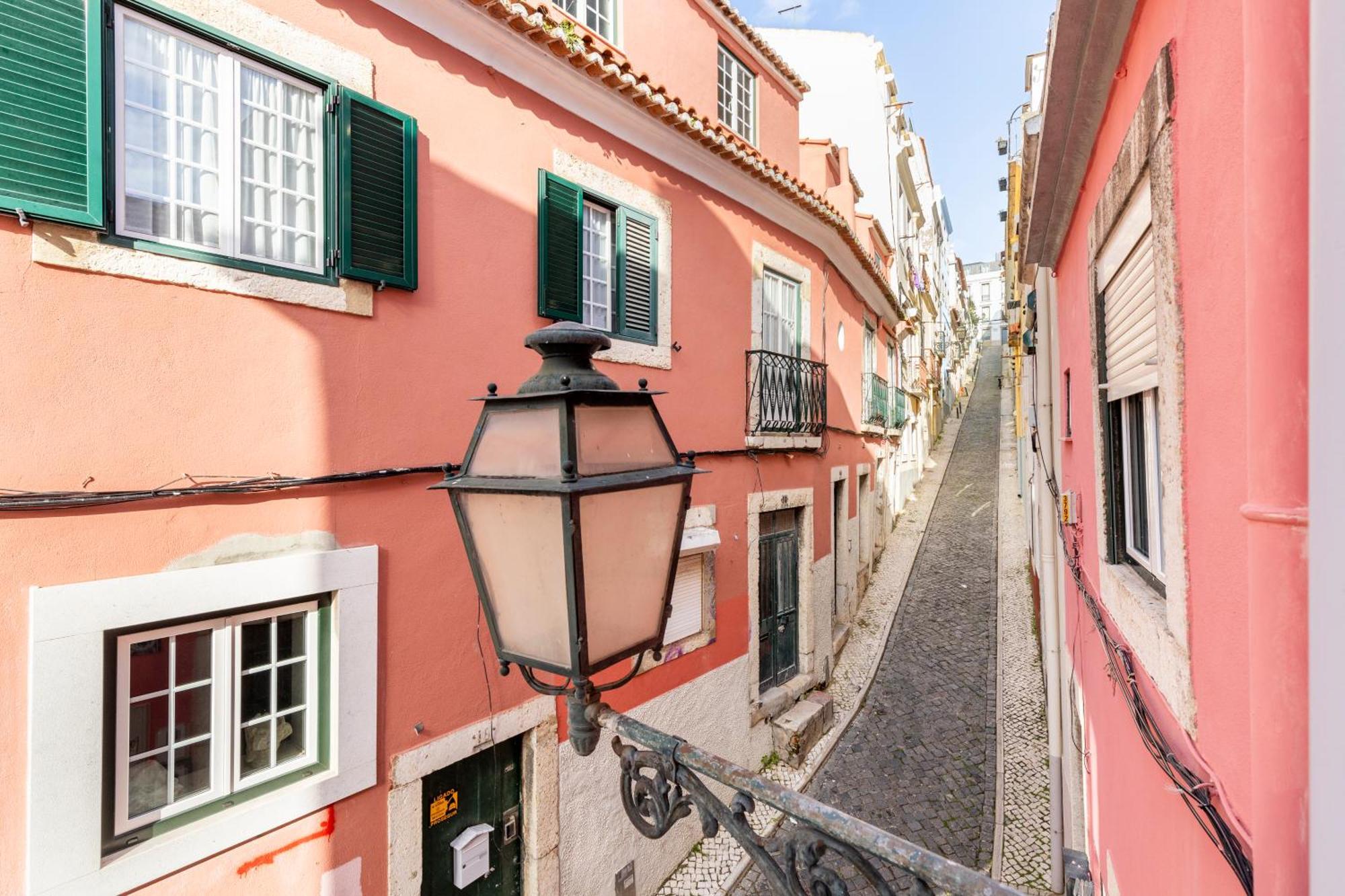 Avenida Da Liberdade Area, Bright And Newly Renovated 2 Bedroom Apartment, Lisbon Historical Center Exteriör bild