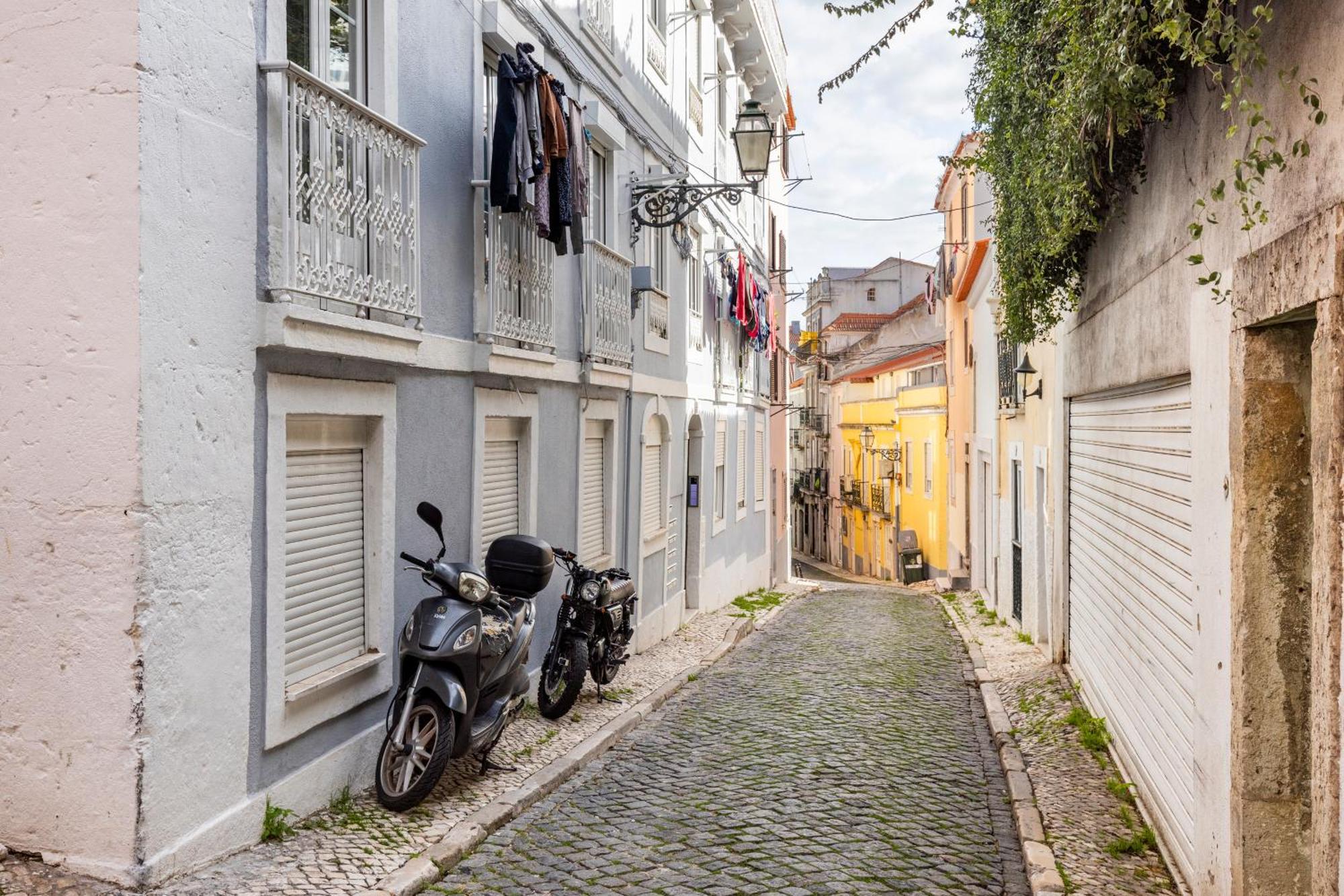 Avenida Da Liberdade Area, Bright And Newly Renovated 2 Bedroom Apartment, Lisbon Historical Center Exteriör bild