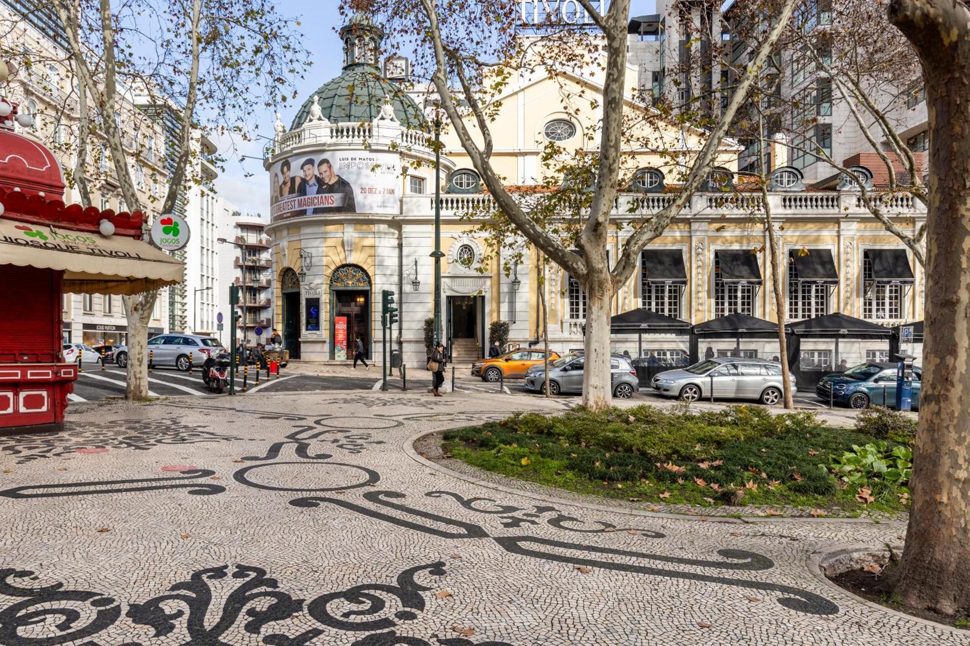 Avenida Da Liberdade Area, Bright And Newly Renovated 2 Bedroom Apartment, Lisbon Historical Center Exteriör bild